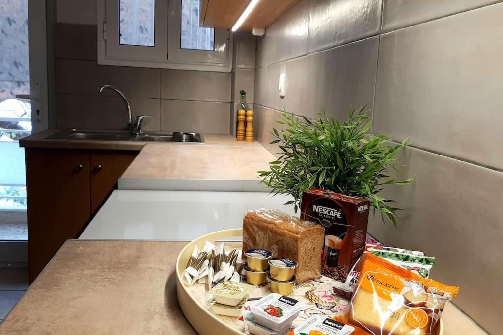 Carlito"S Apartment 1 Next To Metro Station Atene Esterno foto